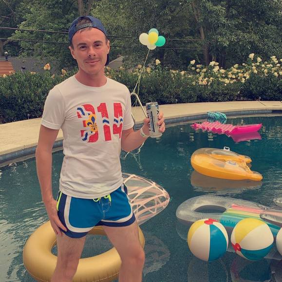 Andrew Schaefer - Poshmark Profile Picture of Andrew Schaefer (@andrewschaef131) on Poshmark