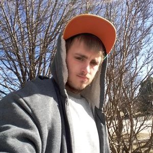 Profile Picture of Michael Shores (@shoresdm97) on Twitter