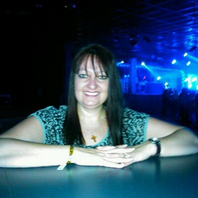 Nikki Jane Holmes - Twitter Profile Picture of Nikki Jane Holmes (@nikkiholmes1971) on Twitter