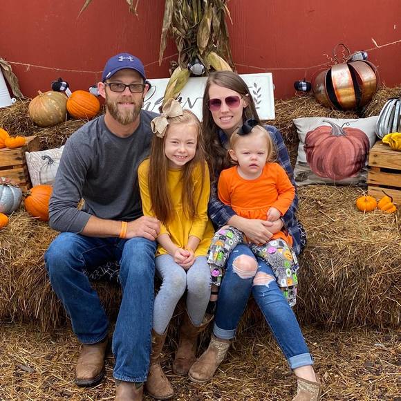 Profile Picture of Mandee Johnson (@mandeeluvsevan7) on Poshmark