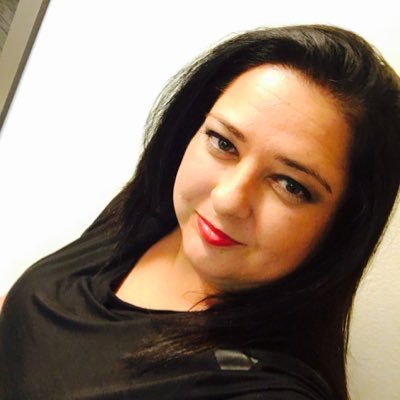 Profile Picture of Shannon Burk (@ShannonRene825) on Twitter