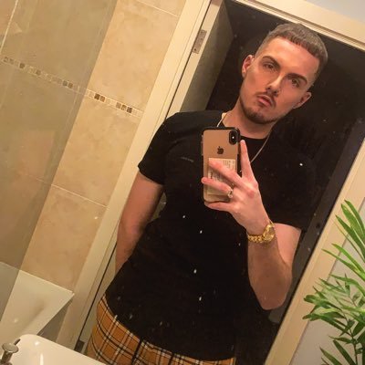 Profile Picture of Aaron Telford  💚 (@AaronTelford3) on Twitter