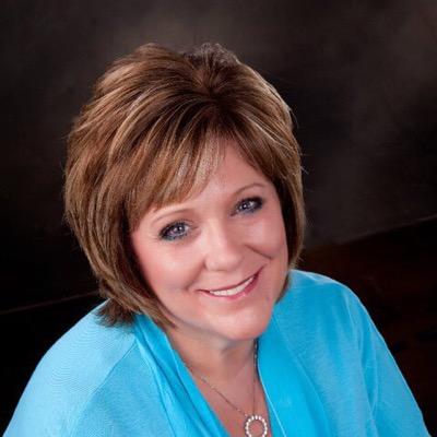 Profile Picture of Cindy Jones Mills (@Holdon2022Mills) on Twitter