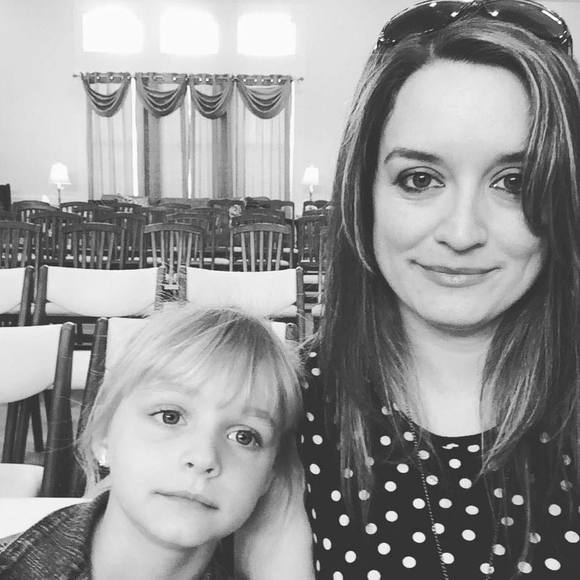 Profile Picture of Amber Vickers (@ambervickers295) on Poshmark