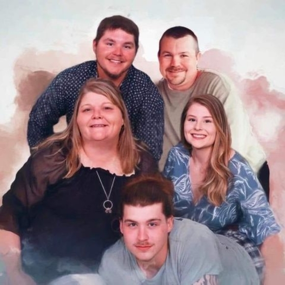 Profile Picture of Tamara Earnhardt (@tearnhardt1973) on Poshmark