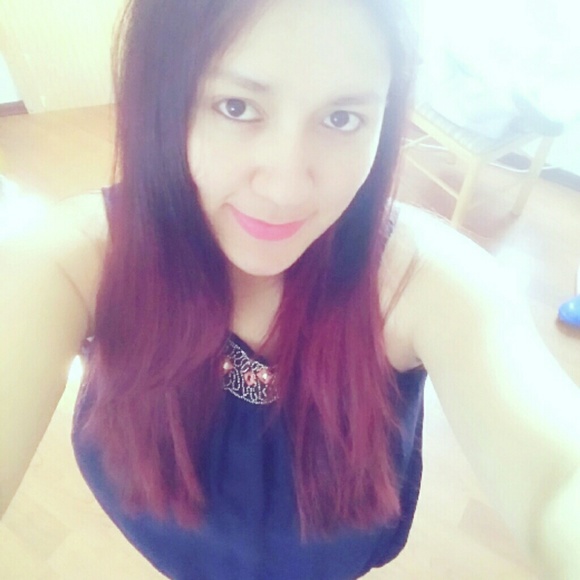 Profile Picture of Keylin Zambrano (@keylinzambrano) on Poshmark