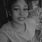 Profile Picture of Lola Quinn (@Lola-Quinn) on Facebook