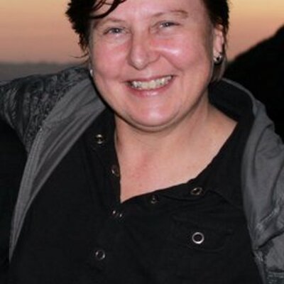 Profile Picture of Debbie Wall (@dwall081263) on Twitter