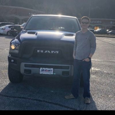 Profile Picture of Chase Hall (@chase_98) on Twitter