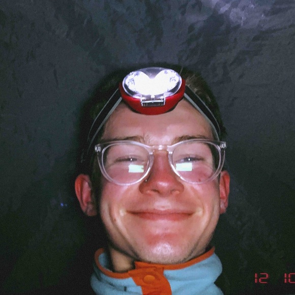 Profile Picture of Connor Lignell (@cjlignell) on Poshmark