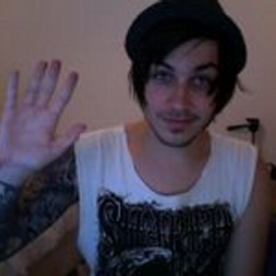 Profile Picture of Mitchell Herman (@MrsEichmannCasa) on Twitter