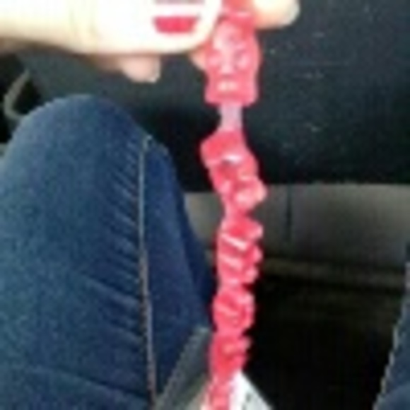 Profile Picture of Jessica Scollay (@scollay) on Poshmark