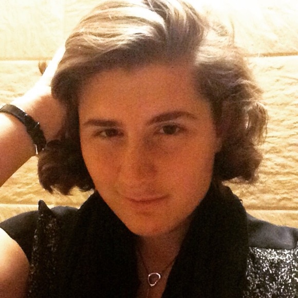 Profile Picture of Theresa Diffendal (@tdiffendal) on Poshmark