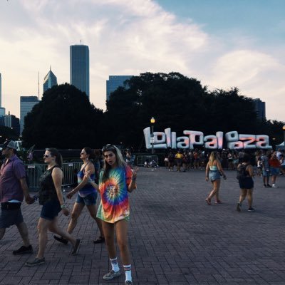 Profile Picture of Halle Uddo (@hallececelia) on Twitter