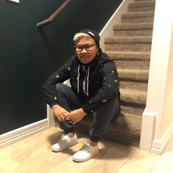 Profile Picture of Jude Olimpo (@jolimpo09) on Poshmark