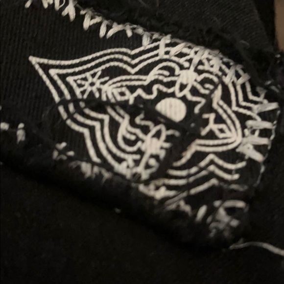 Profile Picture of Aeneas Wylds (@aeneas_wylds) on Poshmark