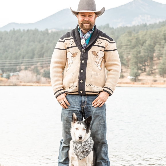 Profile Picture of Grant Denbow (@teamawesomese) on Poshmark