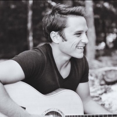 Profile Picture of Adam Hanna (@AdamHanna17) on Twitter