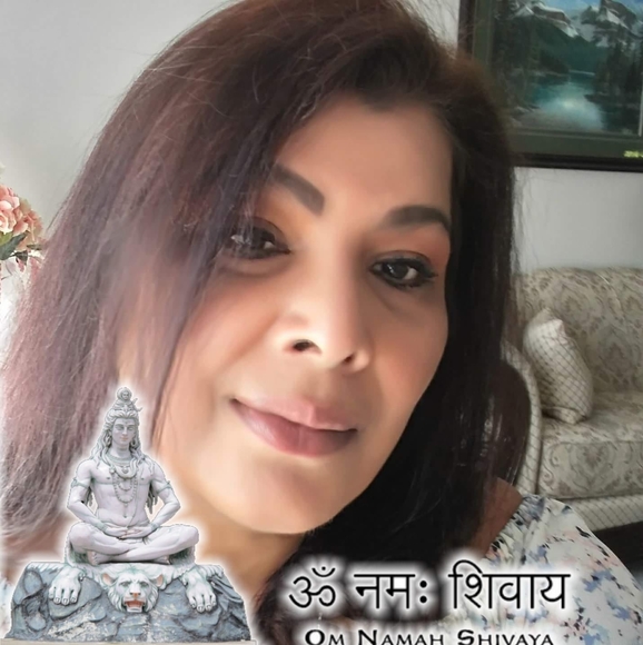 Profile Picture of Sharda Singh (@shardasingh60) on Poshmark