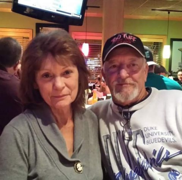 Karen Bazer - Poshmark Profile Picture of Karen Bazer (@grandmabazer) on Poshmark