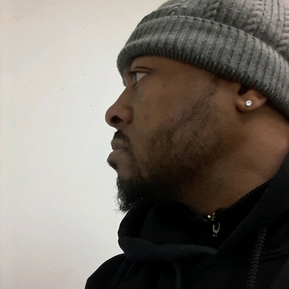 Profile Picture of Ryan Hankerson (@rah360) on Poshmark