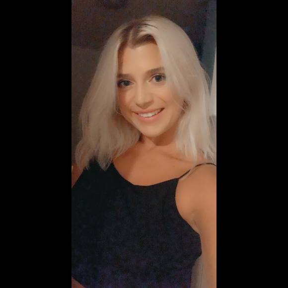 Profile Picture of Meghan Dipierro (@meggyd1410) on Poshmark