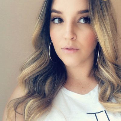 Profile Picture of Mariela Perez (@alexpg75) on Twitter
