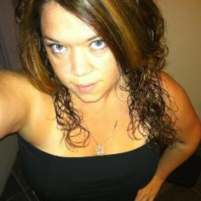 Profile Picture of Crystal Hermida (@CoCoPetroc) on Twitter