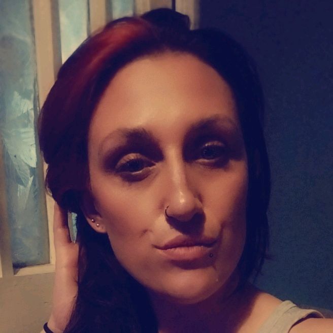 Profile Picture of Lisa Hutt (@lisarae07) on Tiktok