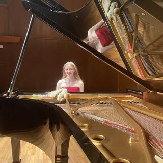 Profile Picture of Laurel Engelhardt (@laurelengelhardt) on Instagram