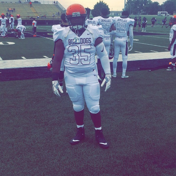 Profile Picture of Christipher Wallace (@chrwallace) on Poshmark