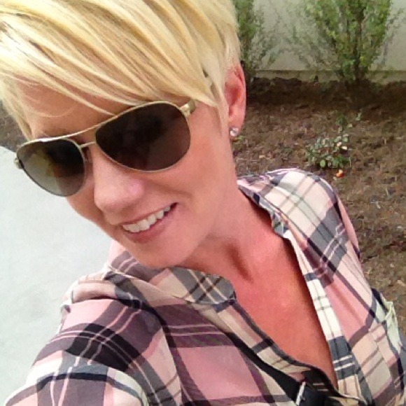 Profile Picture of Margaret Kelley (@magpie2121) on Poshmark