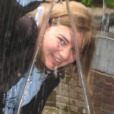Profile Picture of Clare (@clare_r_foster) on Twitter