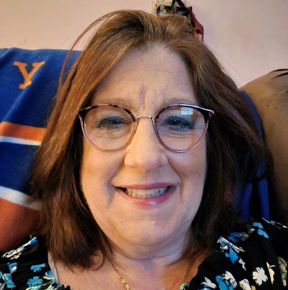 Profile Picture of Davida Merems-karabin (@cruise4eva) on Poshmark