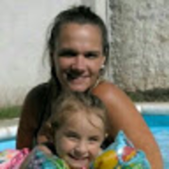 Profile Picture of Marina Anselmino (@marinaanselmino) on Poshmark