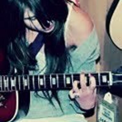 Profile Picture of Giselle Alves (@giselle_burk_al) on Twitter