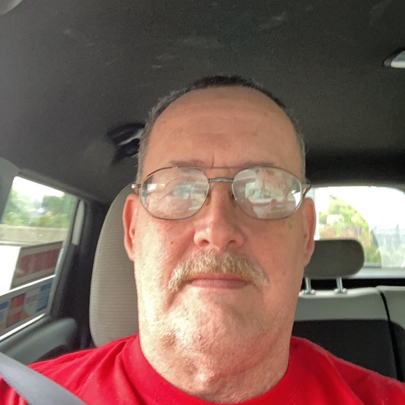 Profile Picture of Timothy Nulter (@tnulter) on Poshmark