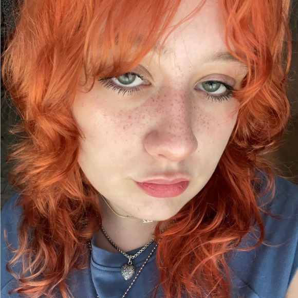 Profile Picture of Brooklyn Eilerts (@brooklyneilerts) on Poshmark