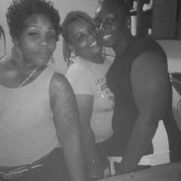 Profile Picture of Joeneshia Wynes (@neshia1222) on Poshmark