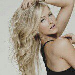 Profile Picture of Danielle Moinet. (@summeraeslays) on Instagram