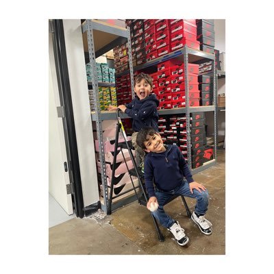 Profile Picture of Saam Mobasseri (@SuitItUp) on Twitter