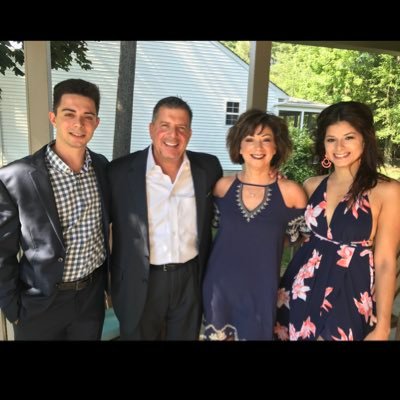 Profile Picture of Justyn Gillis (@ItsGilley) on Twitter