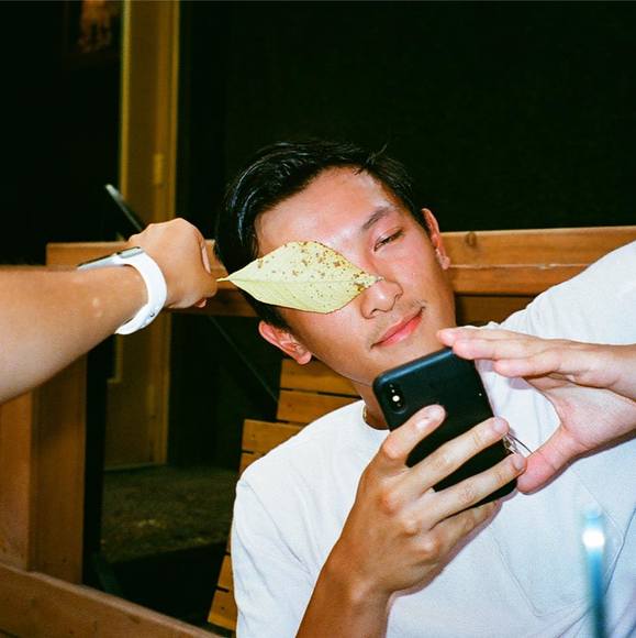 Profile Photo of Derek Chan (@dchk) on Poshmark