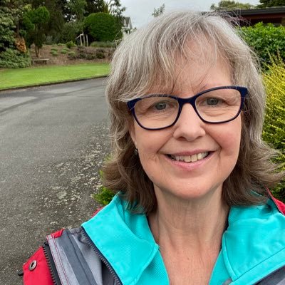 Profile Picture of Maureen Whalen (@MaureenWhalen13) on Twitter