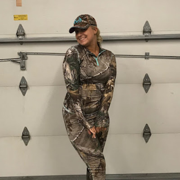 Profile Picture of Rachel Barany (@rbarany7378) on Poshmark