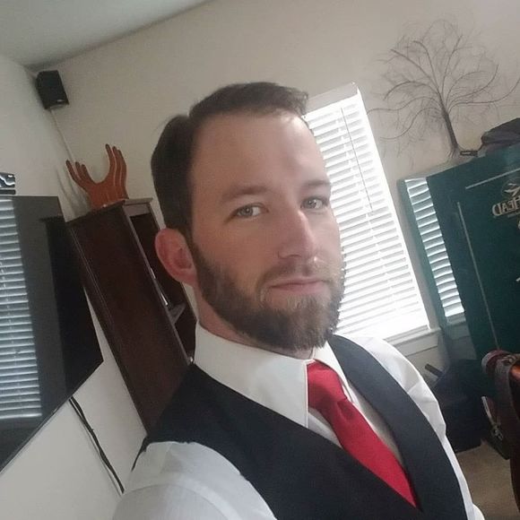 Profile Picture of Kyle Simank (@gunsplus) on Poshmark