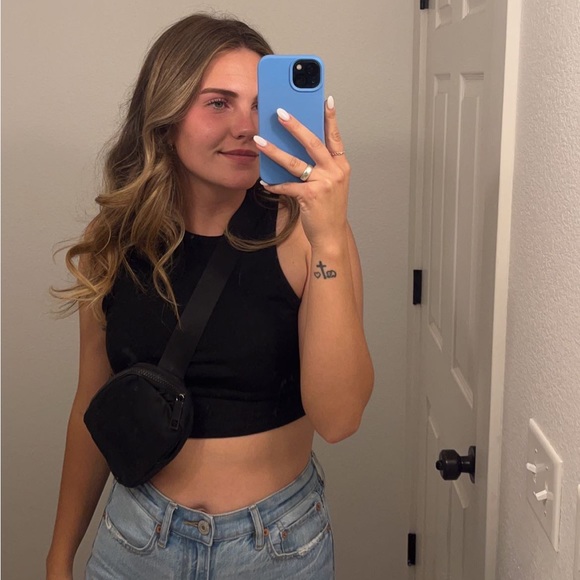 Profile Picture of Haydn Shereck (@haydnshereck) on Poshmark