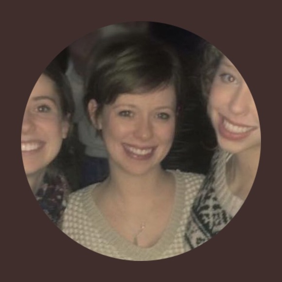 Profile Picture of Shannon Steele (@shanny906) on Poshmark