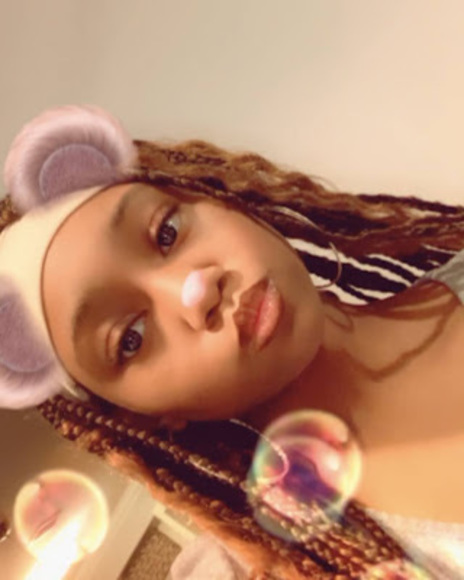 Profile Picture of Brianna Swinton (@briannaswinton) on Poshmark