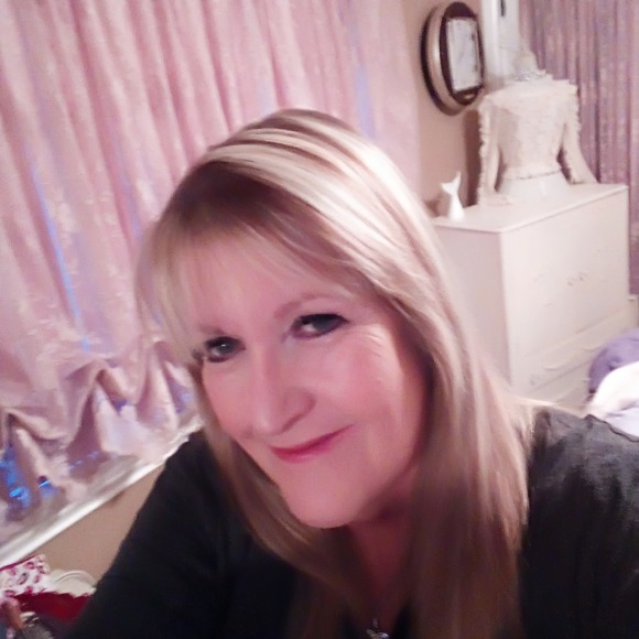 Profile Picture of Sherry Conway nipper (@sherryconway392) on Poshmark